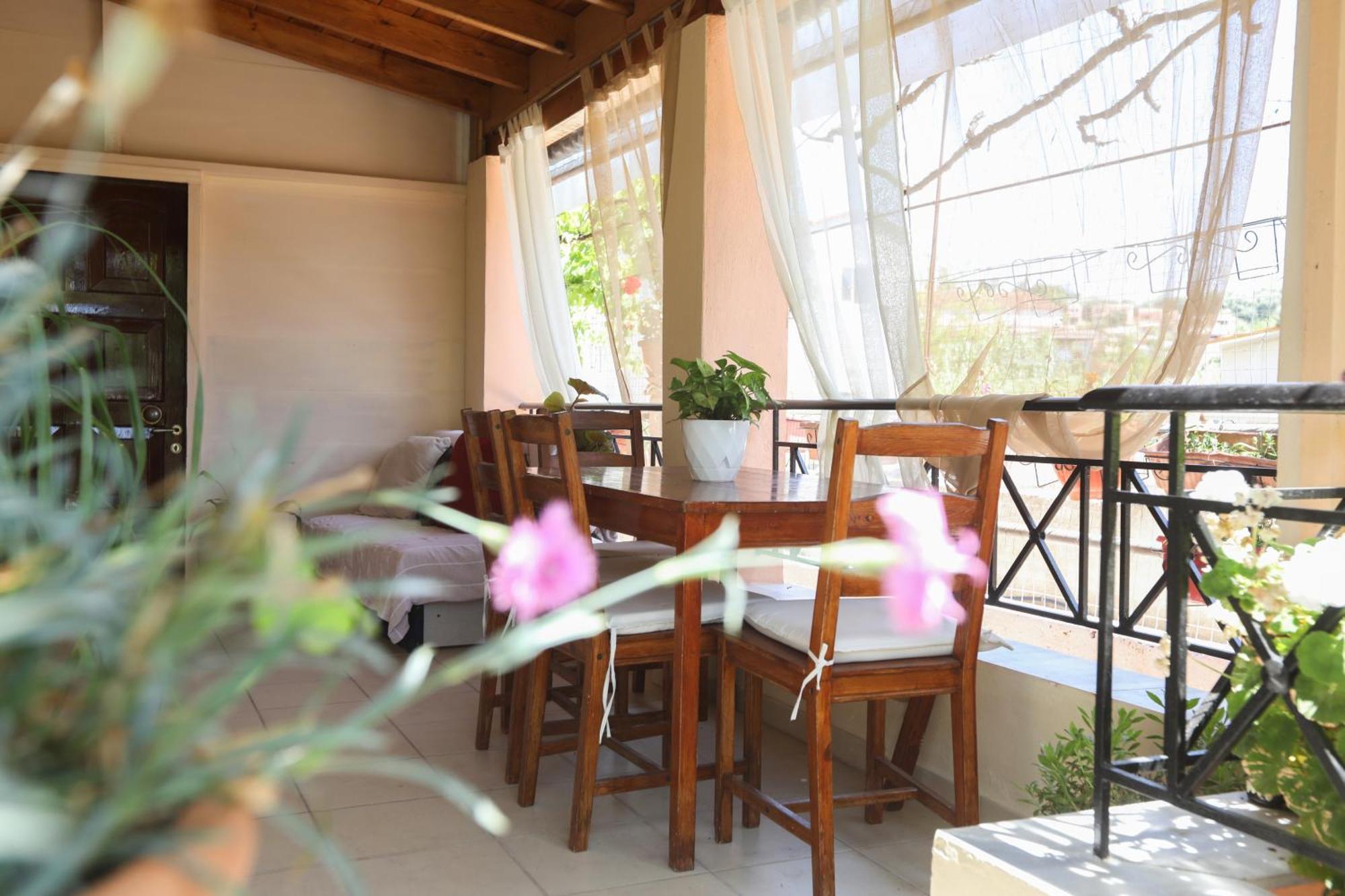 Natasha'S Home Perama  Ngoại thất bức ảnh